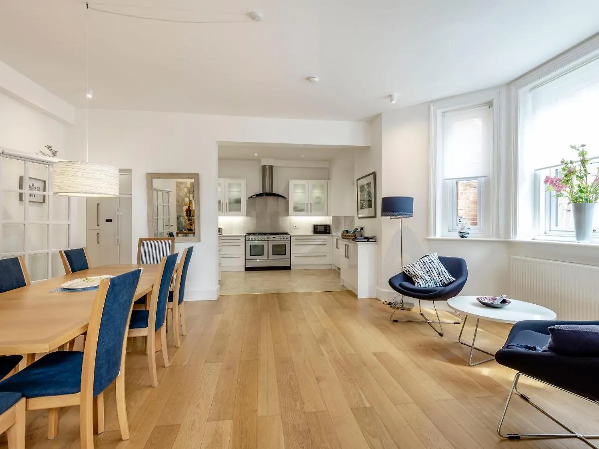 Hoppapill House Apartment Bournemouth 0*,  United Kingdom