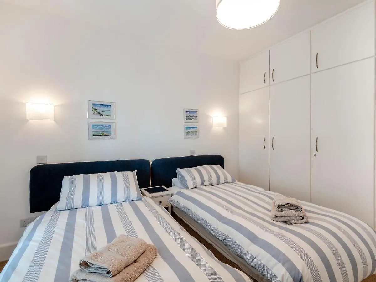 Hoppapill House Apartment Bournemouth 0*,  United Kingdom