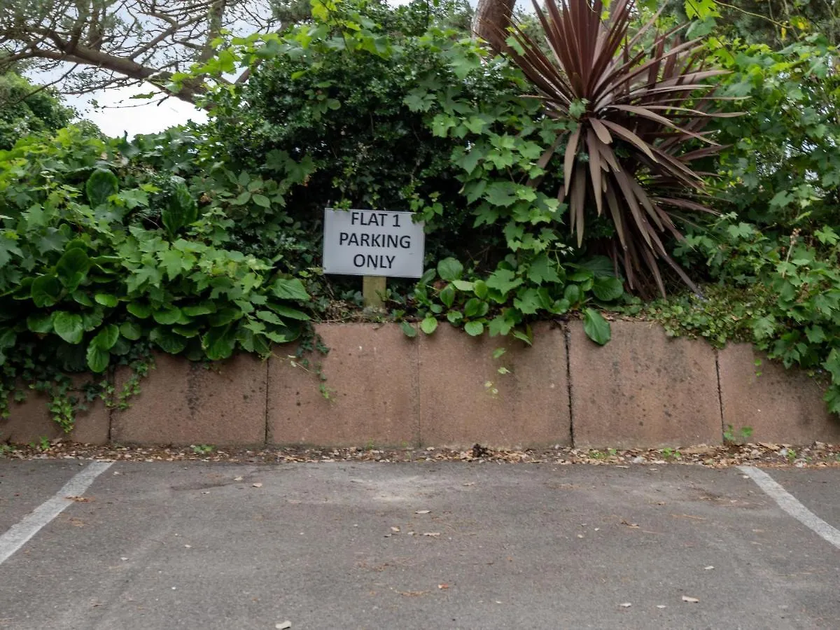 Hoppapill House Apartment Bournemouth